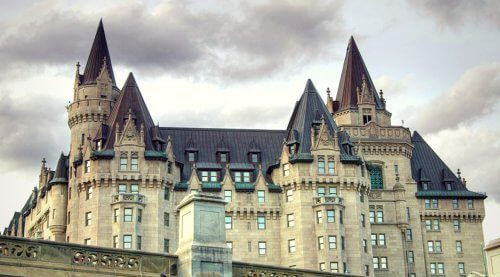 The Chateau Laurier Could Be One Of The Best Hotels In The World But Not This Way