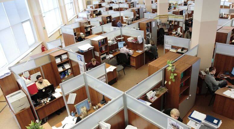 Will the cubicle make a comeback? Linda Nazareth in The Globe and Mail