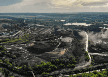 Balancing carbon ambitions, market realities, and corporate strategy is a significant challenge for CEOs: Jerome Gessaroli for Inside Policy