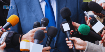 With mainstream media in bed with the Liberals, Canada needs independent journalism more than ever: Peter Menzies in The Hub