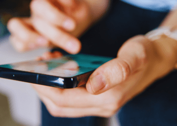 It’s time for journalists to stop tweeting: Peter Menzies in The Hub